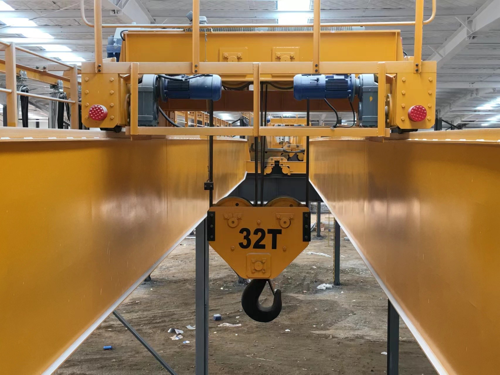 Motor de engrenagem para levantamento